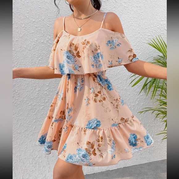 Boho floral print cold shoulder dress - Picture 4 of 5